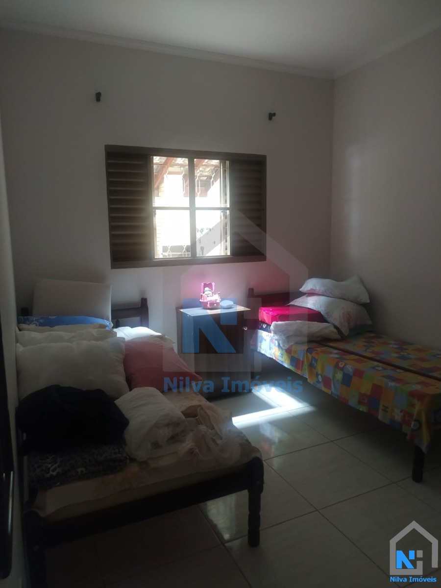 Imagens do imóveis Casa (Padrão), com 2 quartos e 1 banheiros à Venda, 180 m² em Vargem Grande do Sul/SP