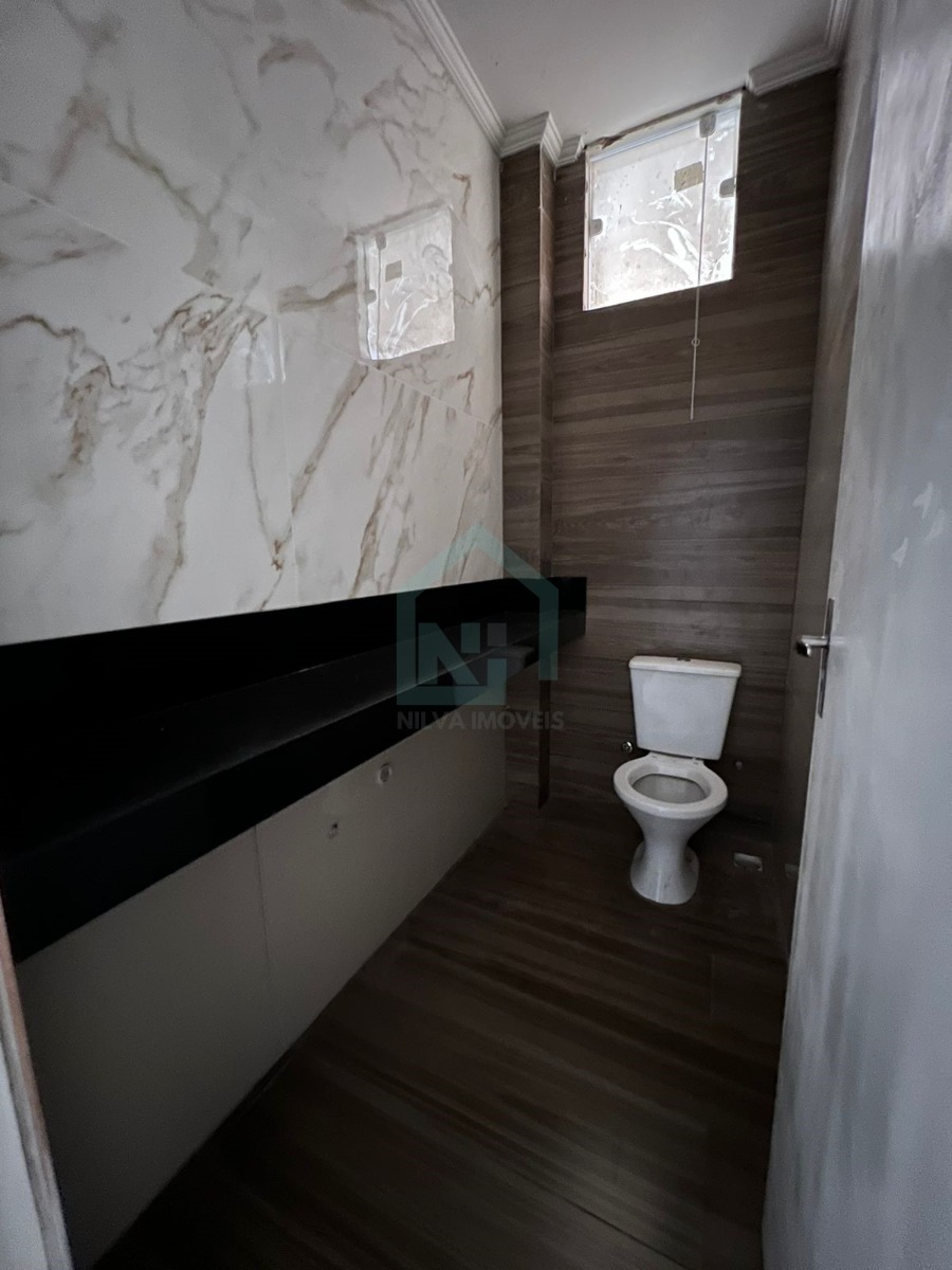Imagens do imóveis Casa (Padrão), com 2 quartos e 3 banheiros à Venda, 160 m² em Vargem Grande do Sul/SP
