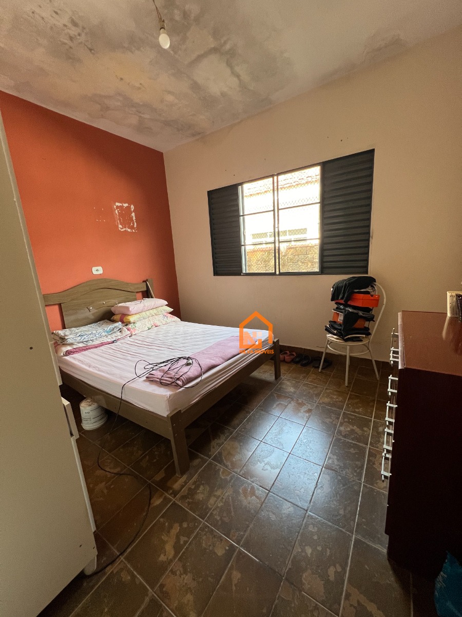 Imagens do imóveis Casa (Padrão), com 3 quartos e 2 banheiros à Venda, 259 m² em Vargem Grande do Sul/SP