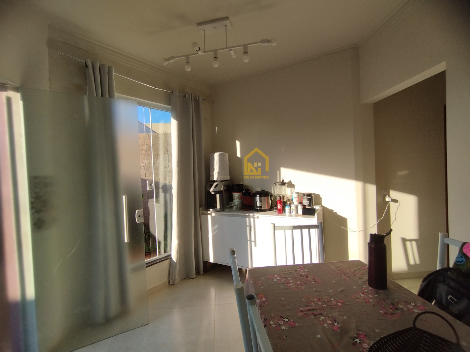 Imagens do imóveis Casa (Padrão), com 1 quartos e 2 banheiros à Venda, 169 m² em Vargem Grande do Sul/SP