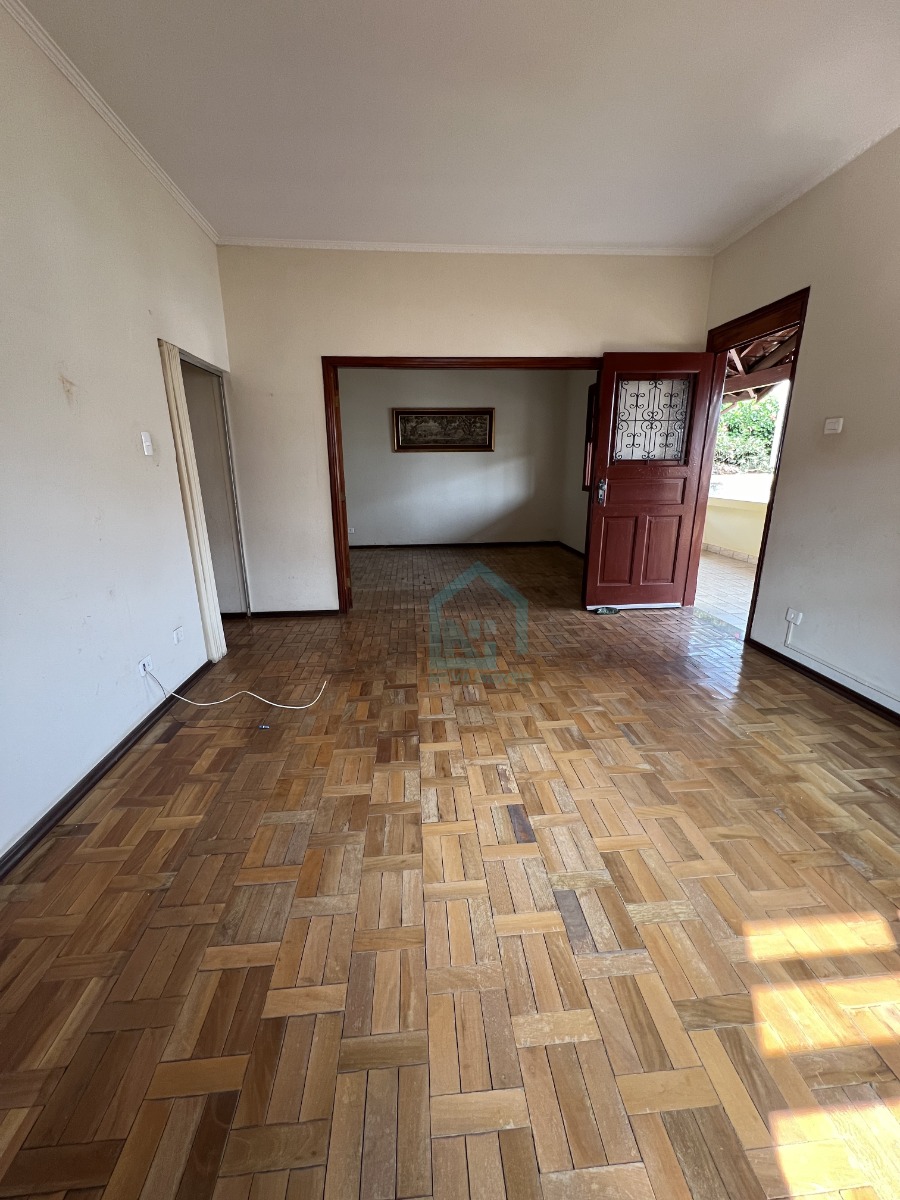 Imagens do imóveis Casa (Padrão), com 3 quartos e 2 banheiros à Venda, 325 m² em Vargem Grande do Sul/SP