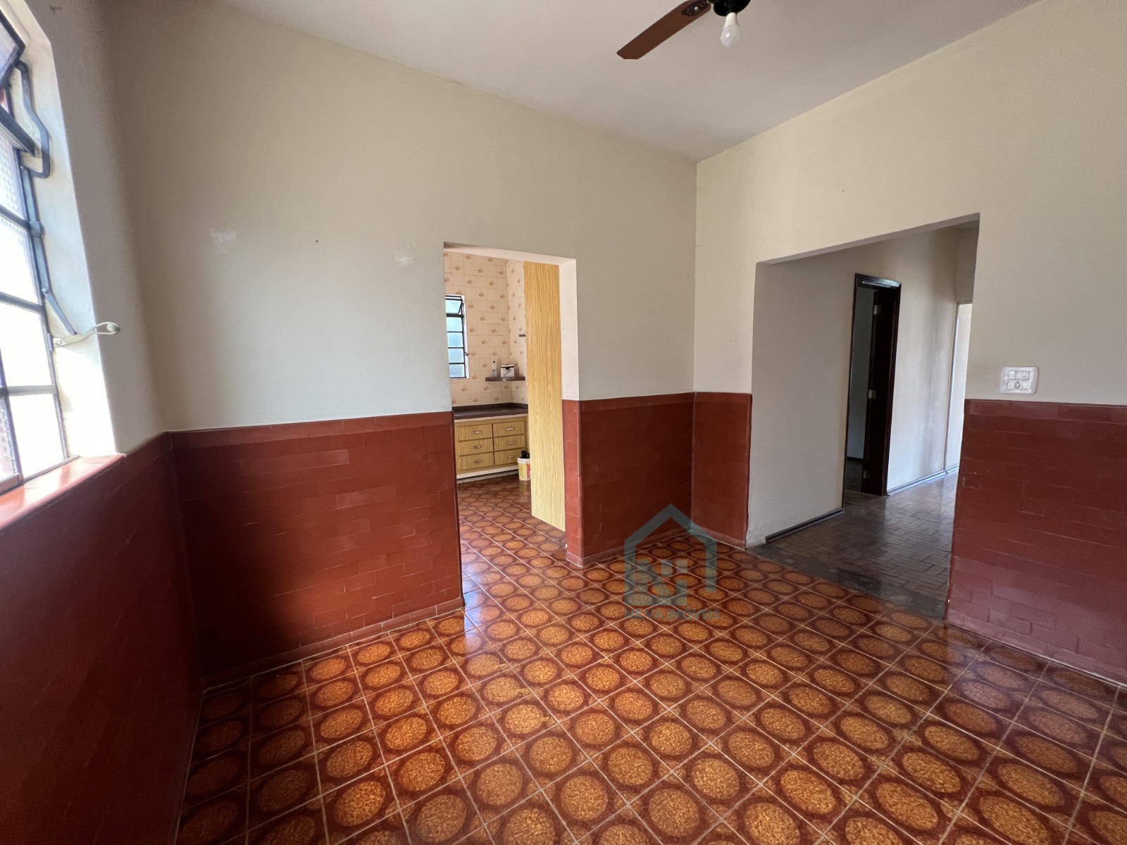 Imagens do imóveis Casa (Padrão), com 3 quartos e 2 banheiros à Venda, 325 m² em Vargem Grande do Sul/SP