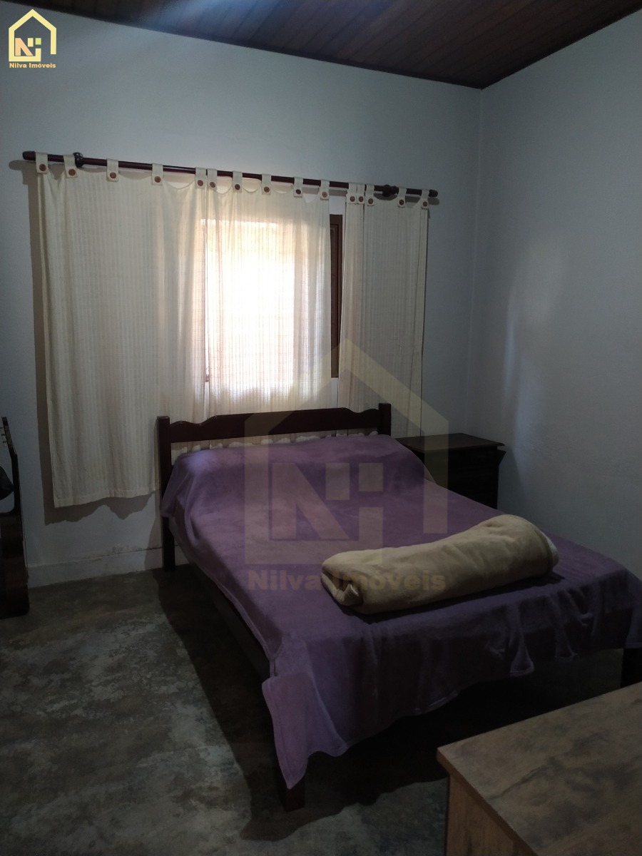 Imagens do imóveis Casa (Padrão), com 2 quartos e 2 banheiros à Venda, 200 m² em Vargem Grande do Sul/SP