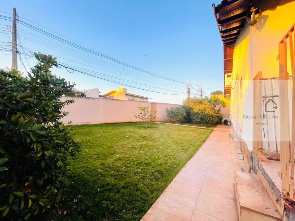 Imagens do imóveis À Venda Sobrado Residencial Londrina