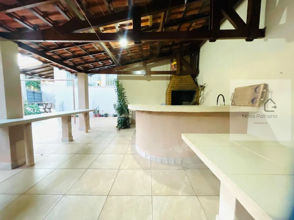 Imagens do imóveis À Venda Sobrado Residencial Londrina