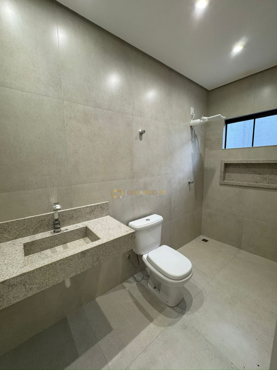 Imagens do imóveis CASA TÉRREA – 1203 SUL | OPORTUNIDADE!