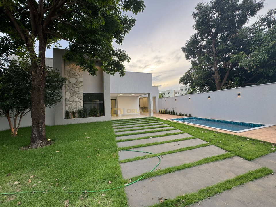 Imagens do imóveis CASA TÉRREA – 1203 SUL | OPORTUNIDADE!