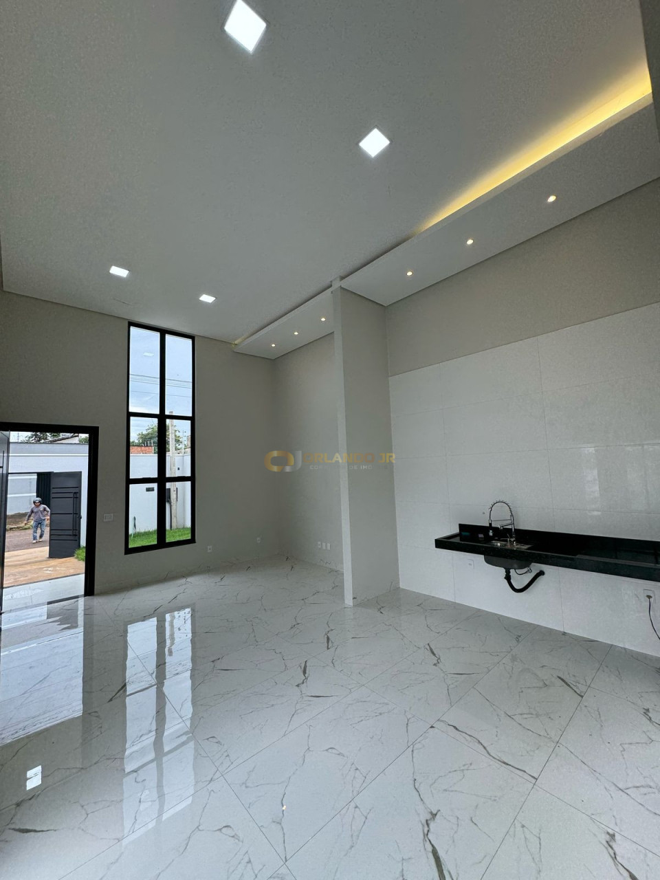 Imagens do imóveis Casa Nova com Piscina – Excelente Localização!