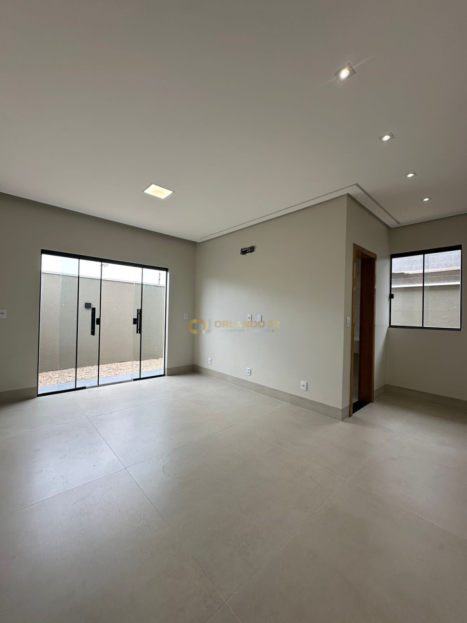 Imagens do imóveis Casa Nova Próxima à Havan