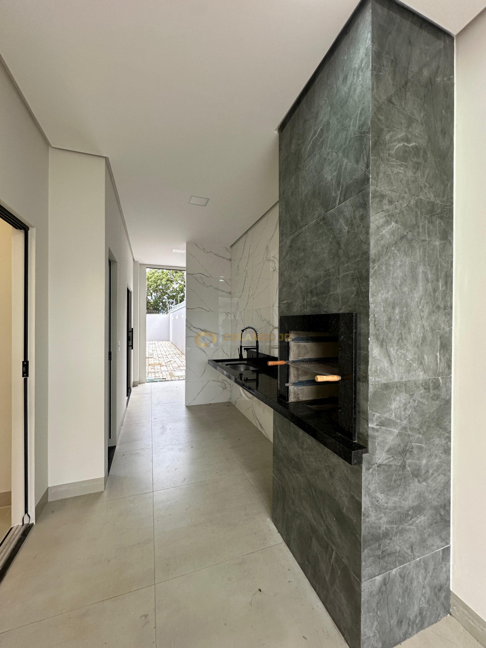 Imagens do imóveis Casa Nova Próxima à Praia da Graciosa