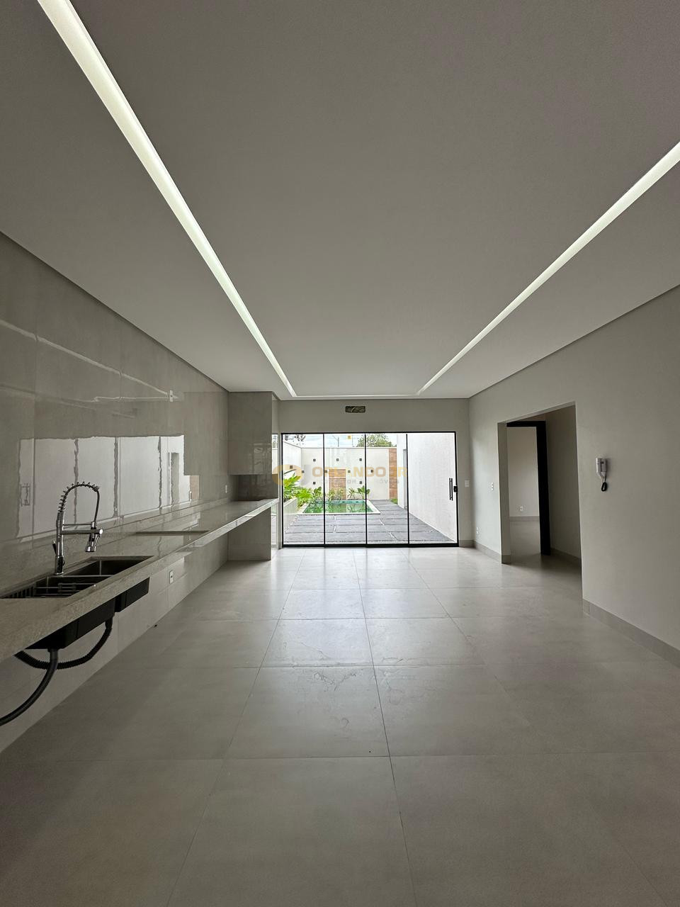 Imagens do imóveis Casa Nova de Alto Padrão