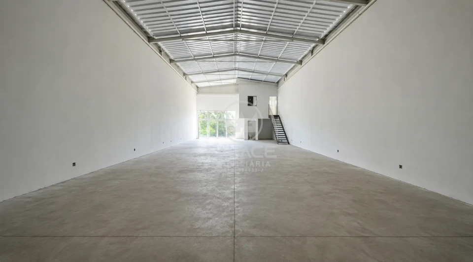 BARRACAO/ SÃO MATHEUS/ 200M2 DE VÃO LIVRE