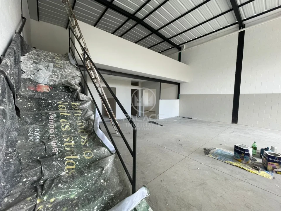 Barracão :  / Comercial / Piracicamirim