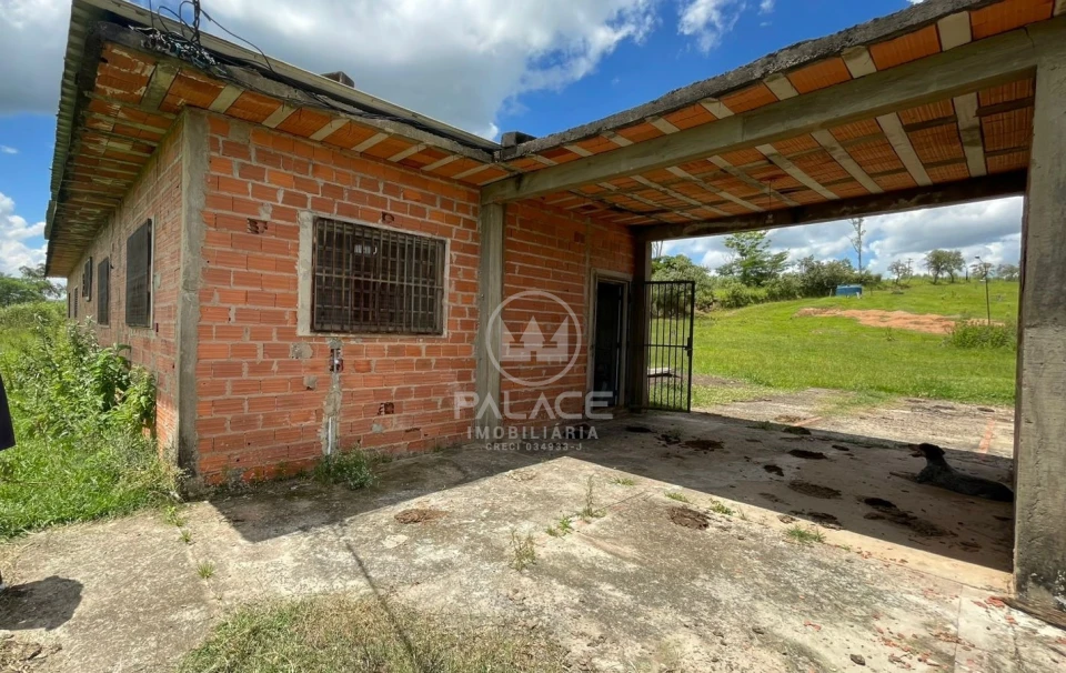 CASA / LOCACAO / RIO DAS PEDRAS/ ROD NELSON CAPRONI / 100M²