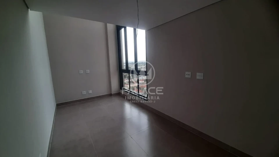 STUDIO / FLET / ED JACARANDA