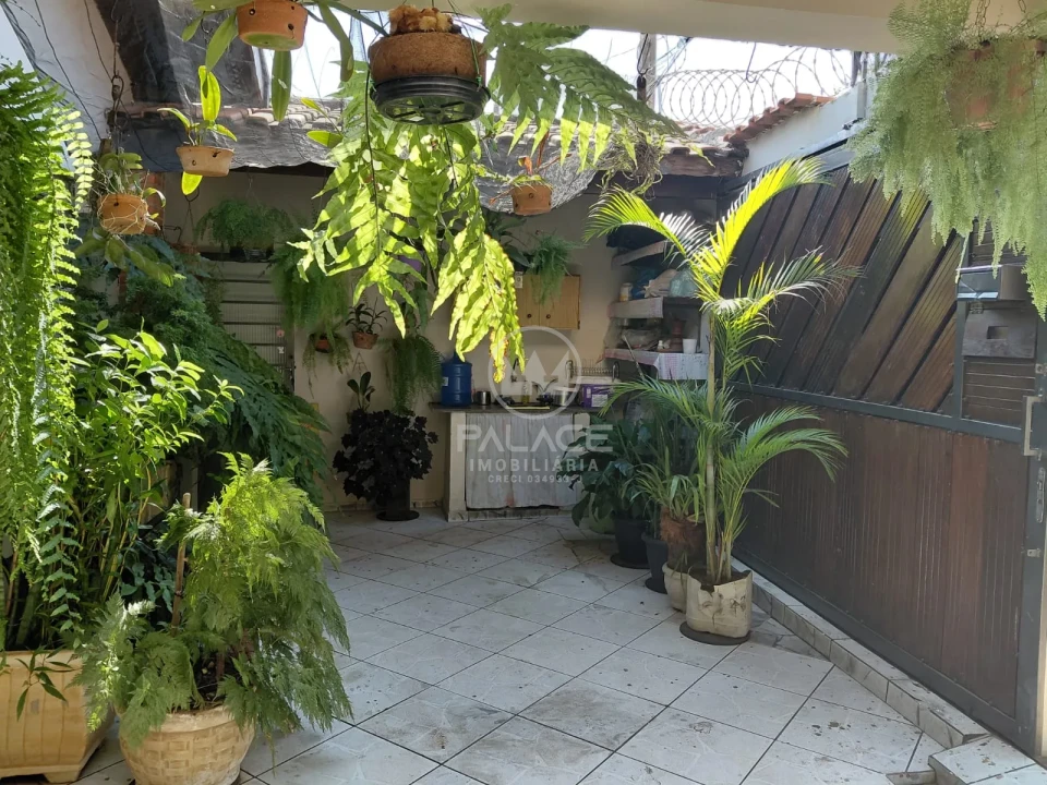 Casa, 3 quartos, 143 m² - Foto 1