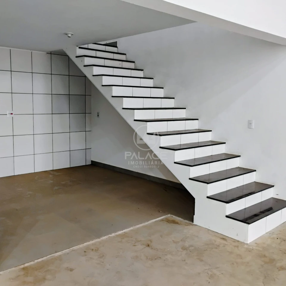 Barracão disponivel para locação