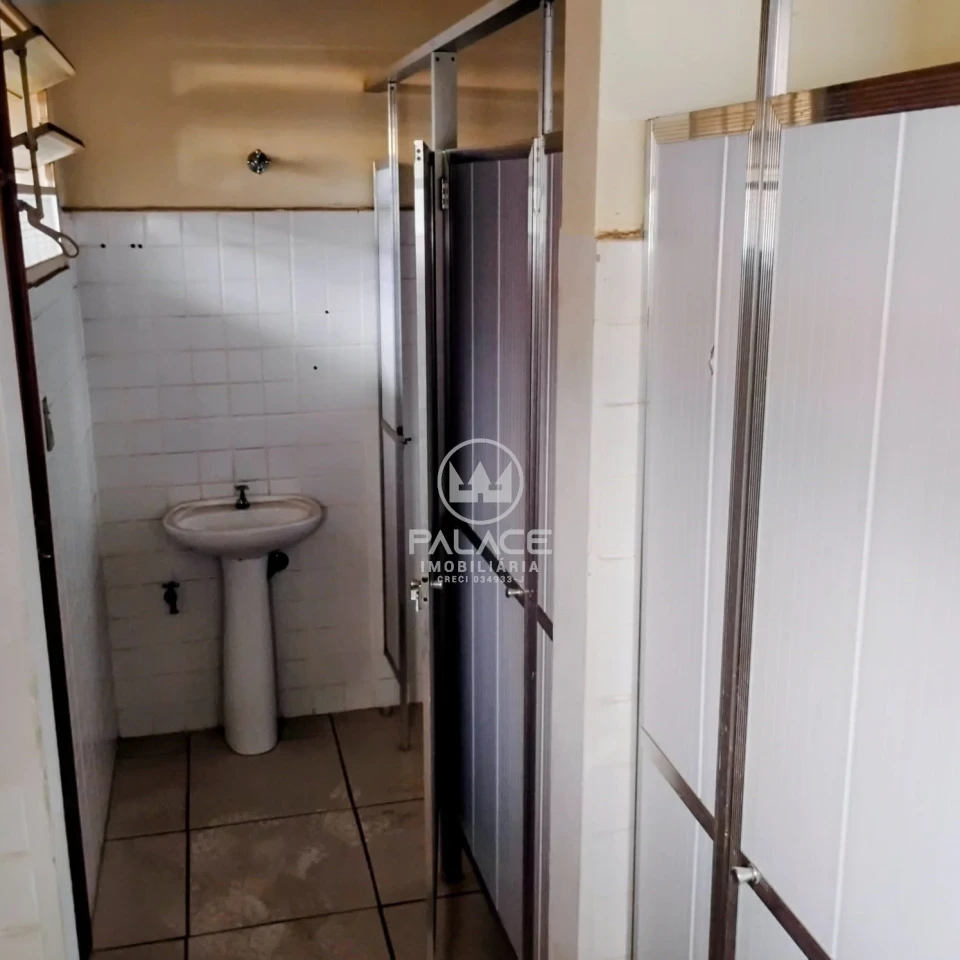 Barracão disponivel para locação