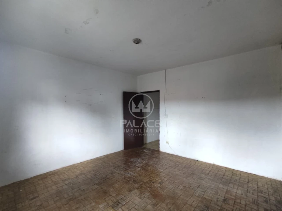 Casa Térrea, 2 Quartos, 1 Vaga Coberta Para Alugar Paulista Piracicaba