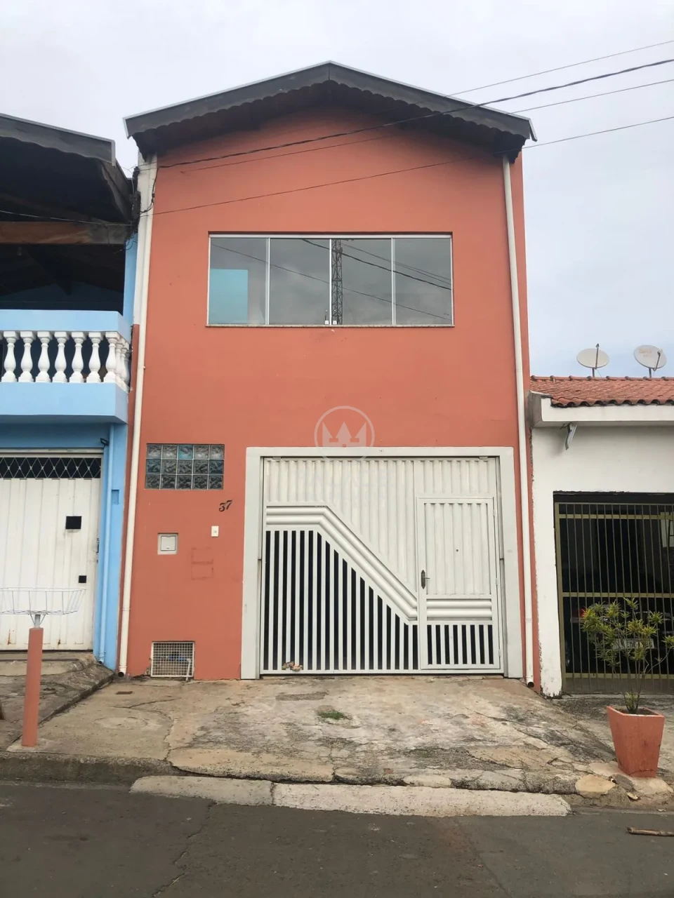 CASA / SOBRADO  A VENDA NO KOBAYAT LIBANO