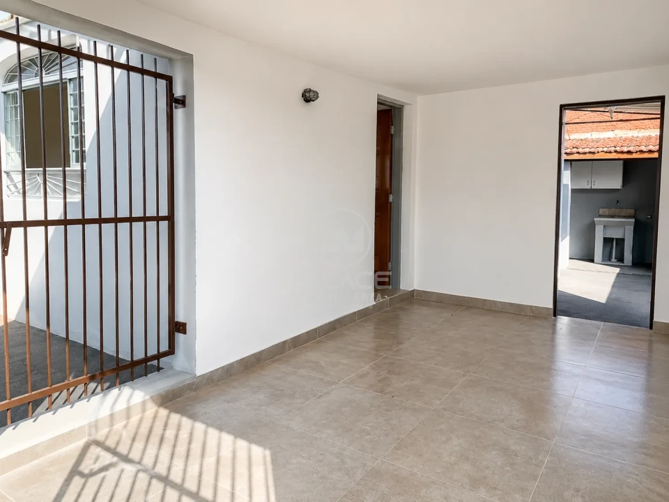 CASA PARA LOCAÇÃO / JARAGUÁ / 2 QUARTOS