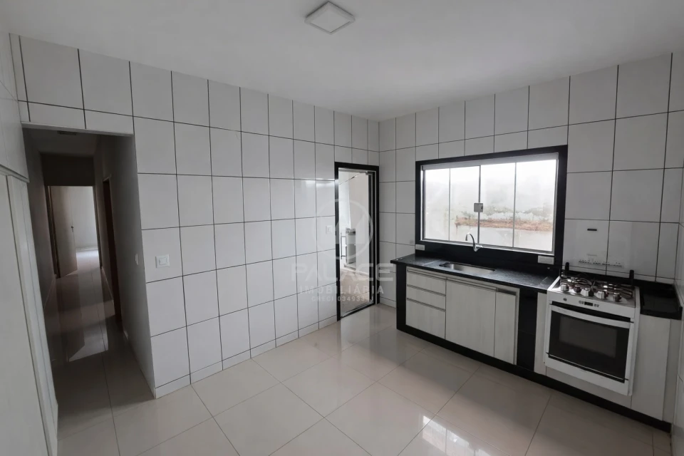 CASA PARA LOCAÇÃO 2 QUARTOS / SANTA TEREZINHA