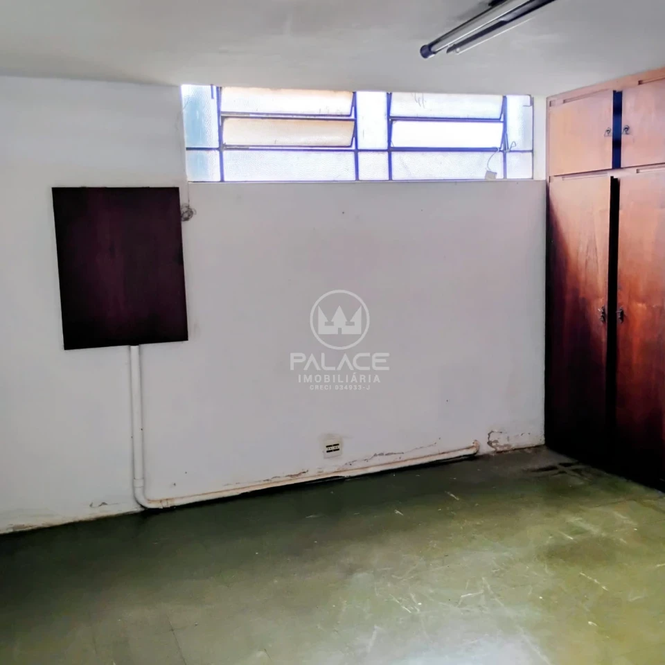 Barracão disponivel para locação