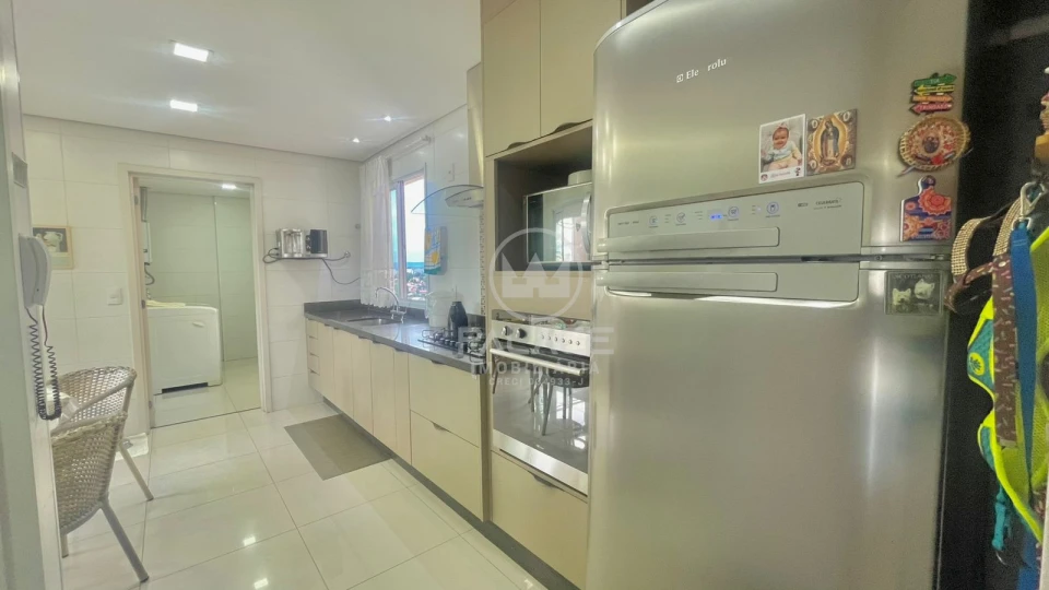 APARTAMENTO DE 196M² - COBERTURA A VENDA - EDIFICIO SAINT LOUIS - VILA REZENDE - PIRACICABA