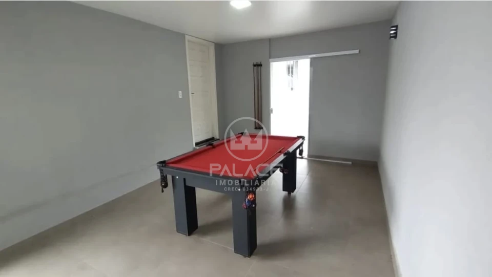 Casa com piscina a venda no bairro Vila Sônia, Piracicaba, SP.