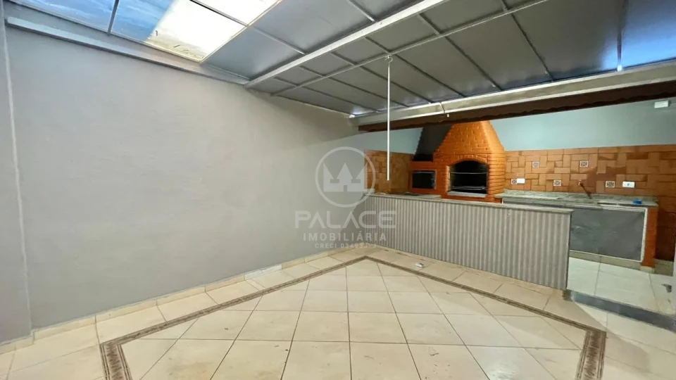 CASA COM 3 QUARTOS, SENDO 1 SUITE PARA LOCAÇÃO NO BAIRRO JARDIM CAXAMBU
