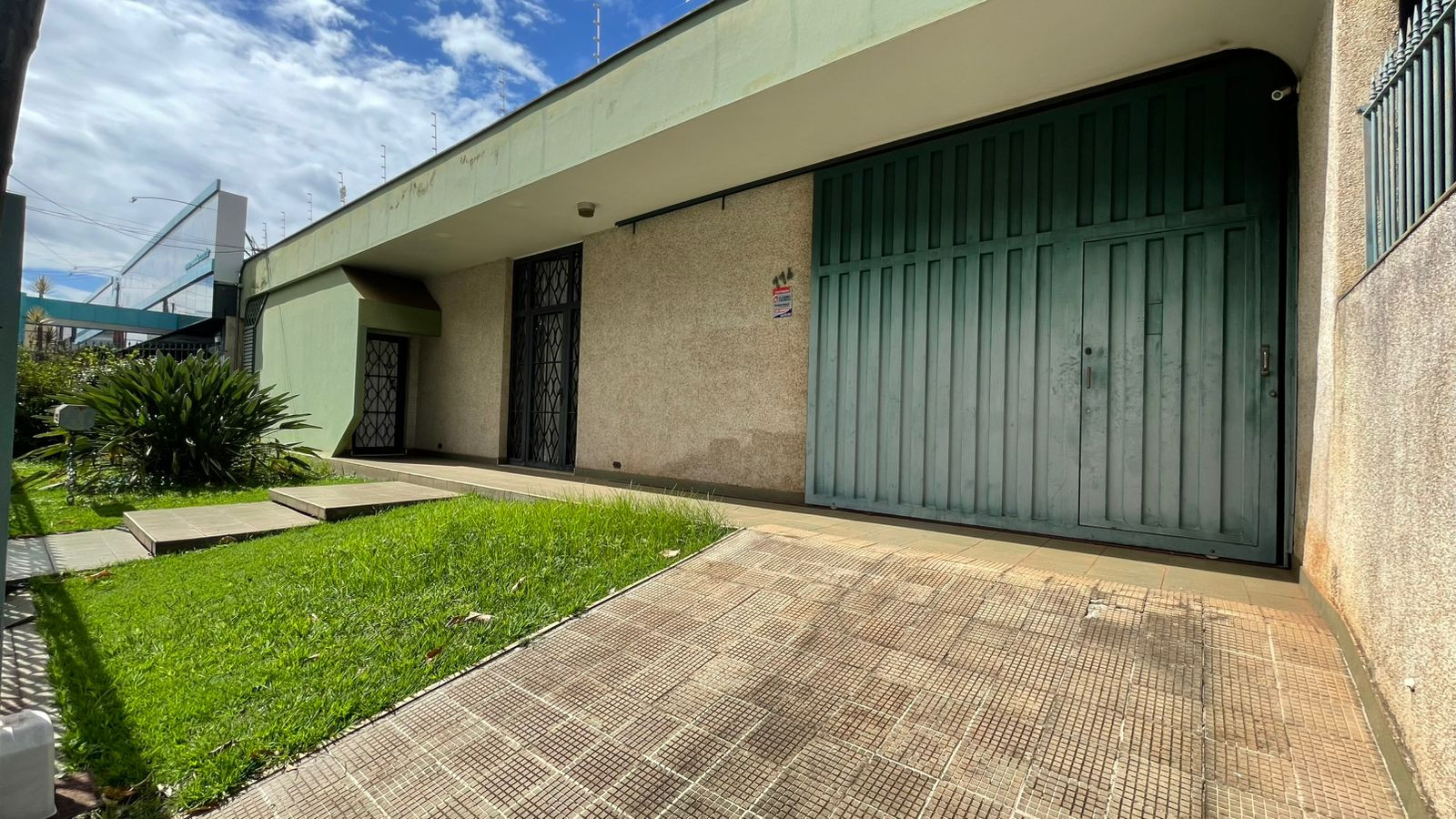 CASA / COMERCIAL / RESIDENCIAL / LOCACAO / CENTRO