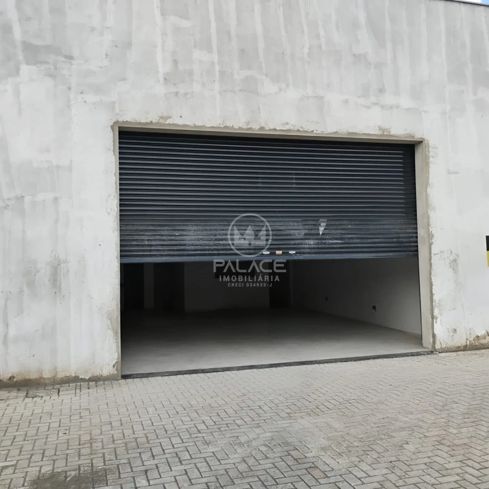 Barracão disponivel para locação