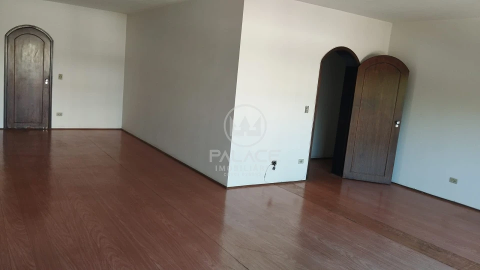 Apartamento : Padrão / Residencial / Centro
