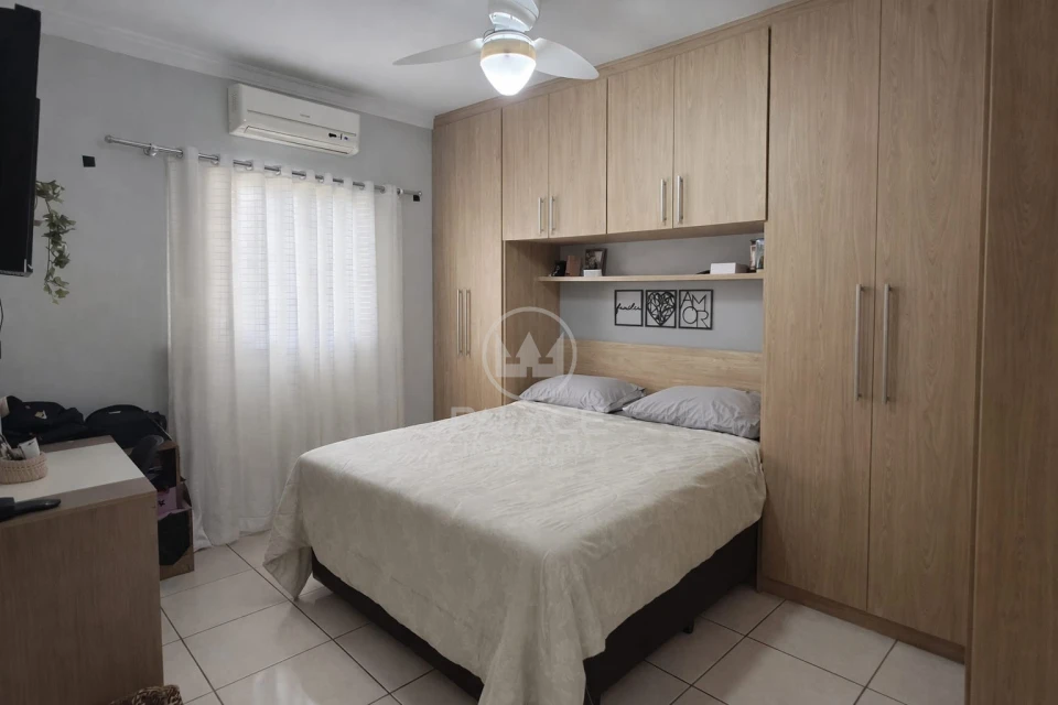 Casa á Venda no bairro Vila Sonia, Piracicaba, SP.