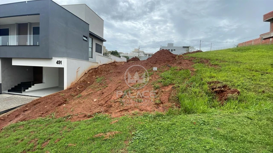 Terreno 328m² a venda no condomínio Villa D´Aquila, Piracicaba, SP.