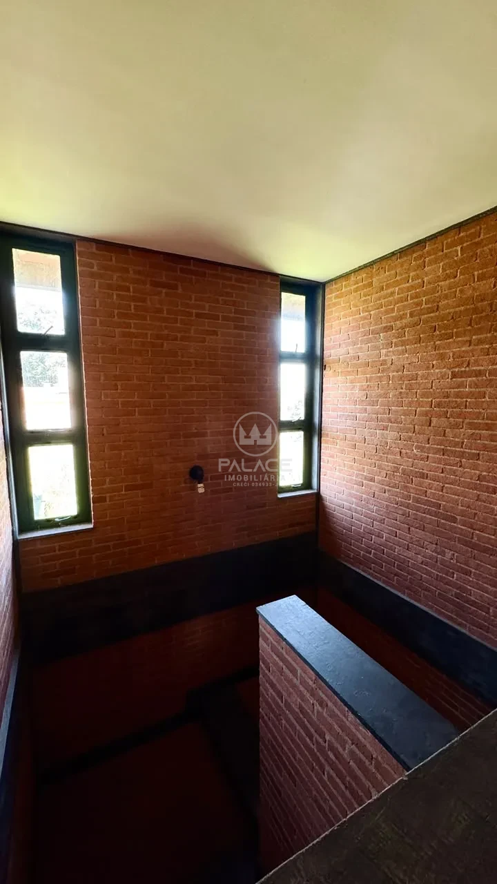 Linda Casa no Bairro São Dimas/Clube de Campo