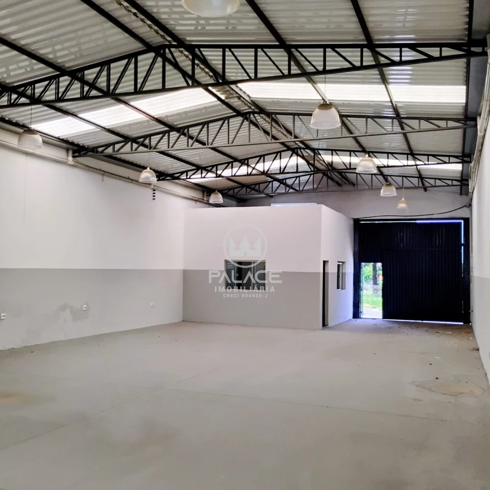 Barracão disponivel para locação
