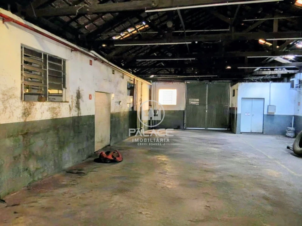 Barracão :  / Comercial / Vila Rezende