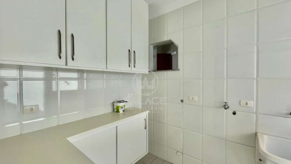 CASA / LOCACAO / 3 SUITES / CONDOMINIO / TERRAS IV