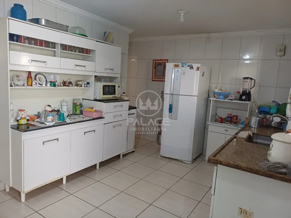 LINDA CASA A VENDA , NA RUA BARRA BONITA,  BAIRRO SANTA TEREZINHA