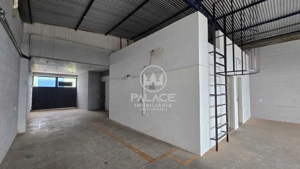 Barracão disponivel para locação