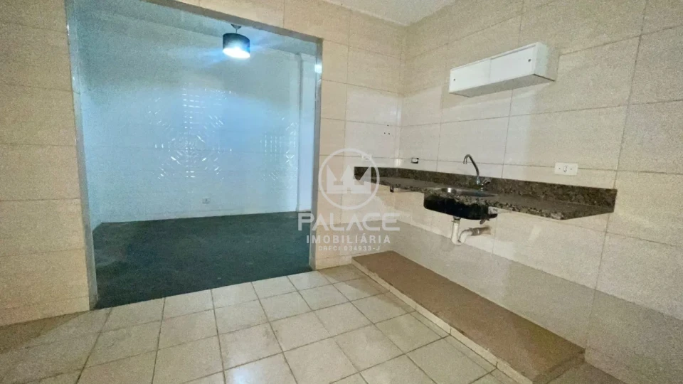 CASA / COMERCIAL / LOCACAO / 300m² / CASTELINHO / PIRACICABA