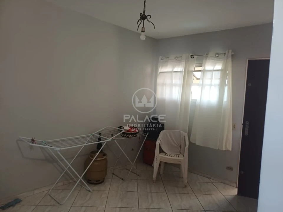 APARTAMENTO A VENDA NO EDIFICIO VERSALHES