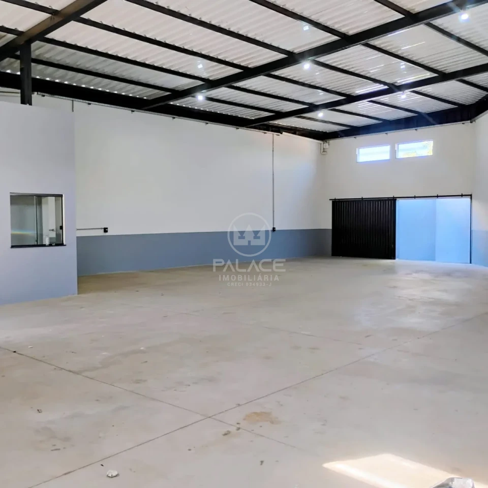 Barracão disponivel para locação