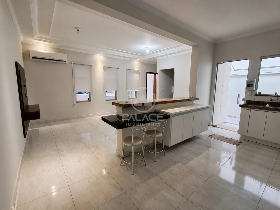 Casa térrea com 3 suítes no Recanto Piracicamirim, Piracicaba, SP.