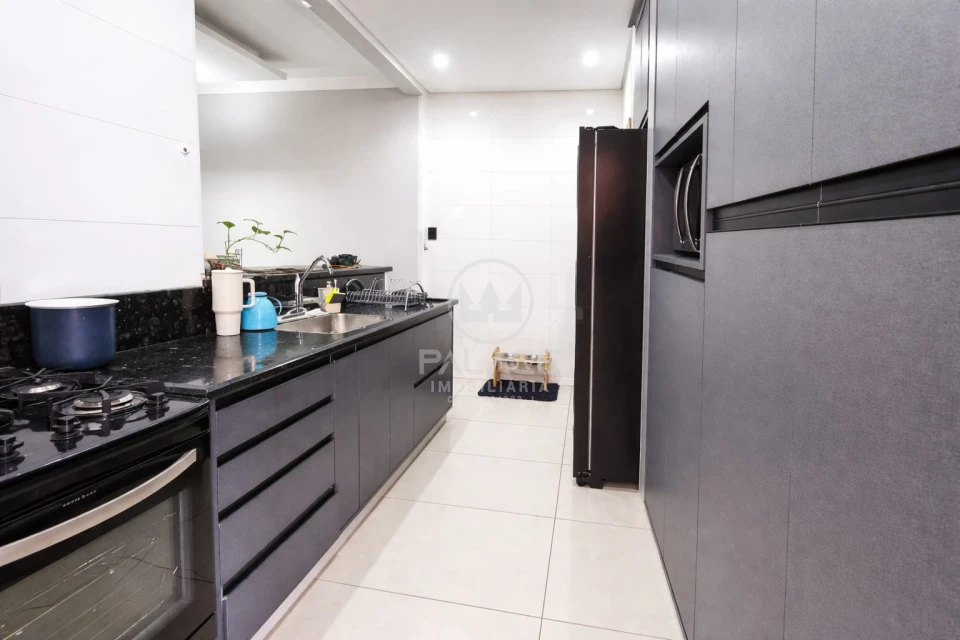 Casa térrea com piscina, a venda no bairro Vila Industrial, Piracicaba, SP.