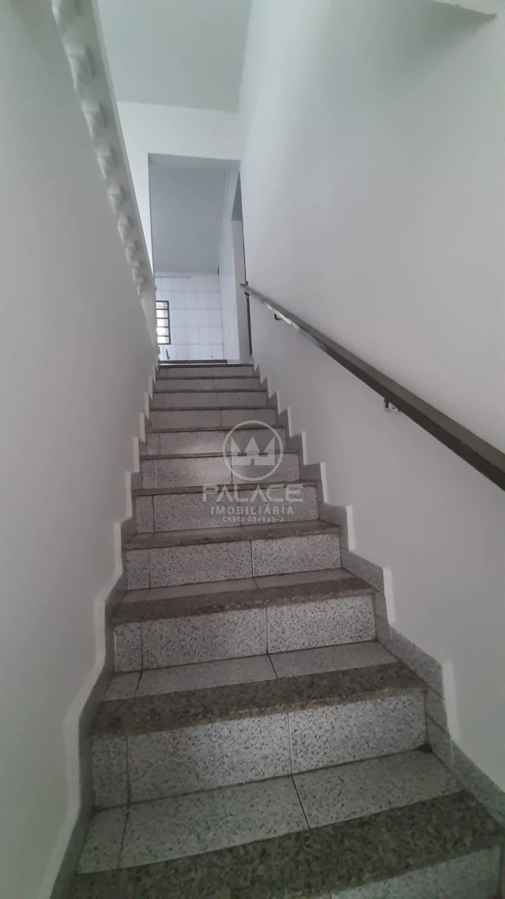 CASA 3 QUARTOS / MONTE LIBANO