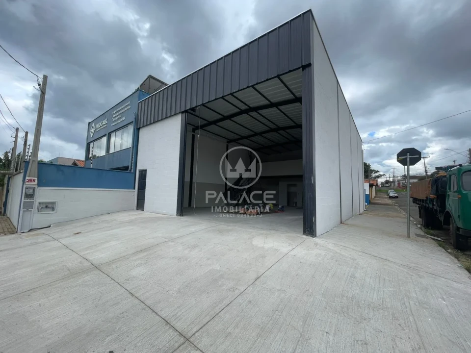 Barracão :  / Comercial / Piracicamirim