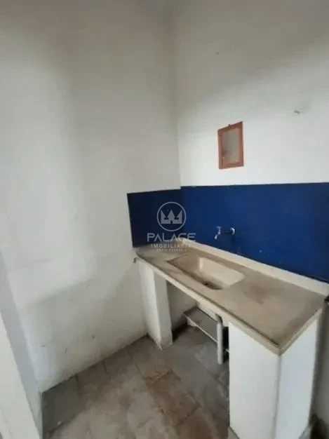 Barracão disponivel para locação