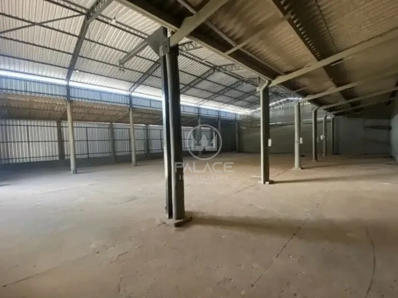 Barracão disponivel para locação